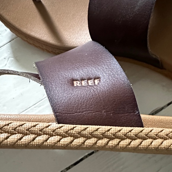 Reef Dark Brown Leather Flip Flops - Picture 8 of 8